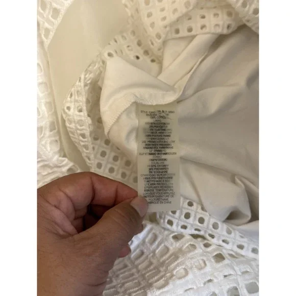 Elie Tahari Women's Dart Neck Aline Dress Size 8 White Sleeveless - Picture 10 of 10